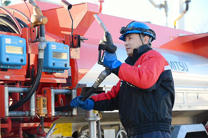 産業用燃料・潤滑油販売事業